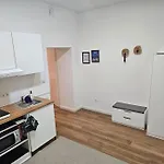 Cityline Suite 10 Min To Center